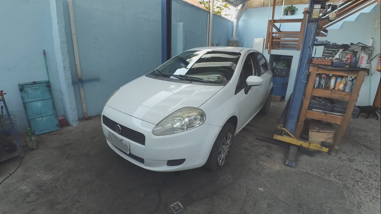 Fiat Punto 1.4 2010 - Revisão bruta, vazamentos de óleo, embreagem patinando e muito mais