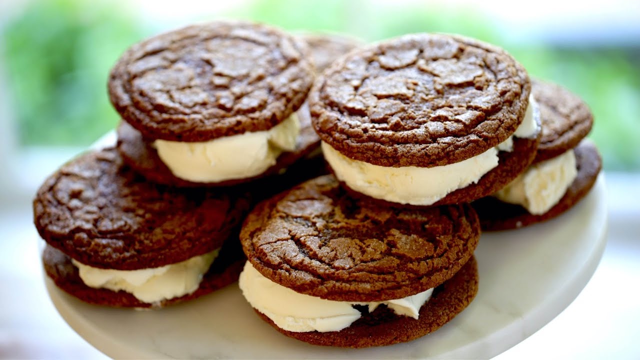 Beth's Ginger Molasses Ice Cream Sandwiches | ENTERTAINING WITH BETH