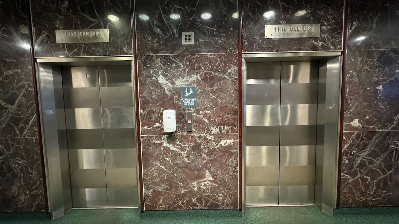 Southfield, MI: Otis Touch Traction Elevator at  Northland Towers