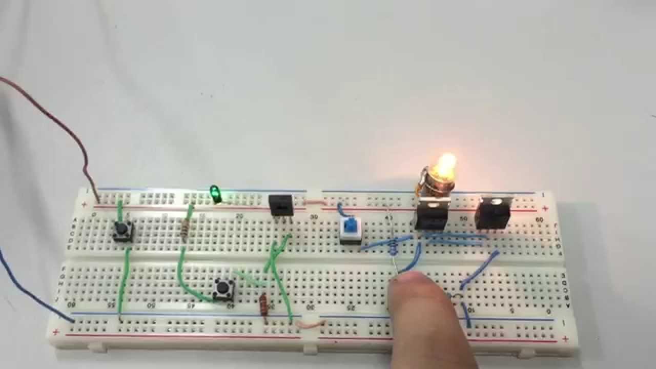 5ª Aula de Eletrônica Industrial - Tiristores SCR - Analogia com 2 transistores