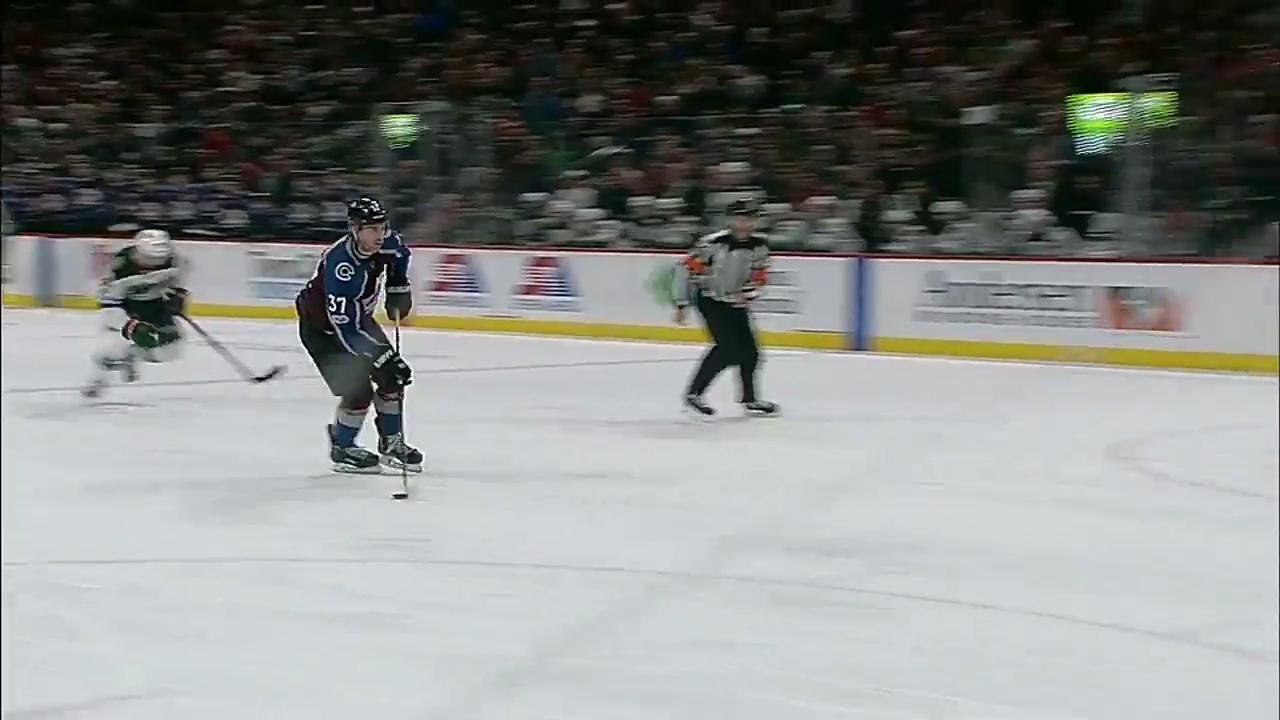 Avalanche's Compher rips it past Stalock shorthanded