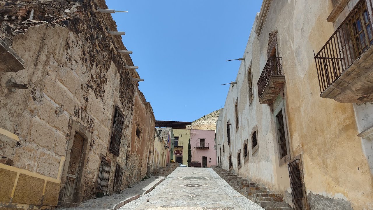 Viaje en Moto Pueblo Fantasma Real De Catorce es INCREÍBLE