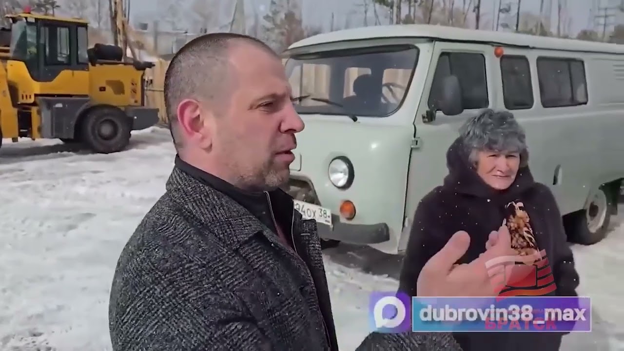 Пять автомобилей УАЗ готовятся к отправке в зону СВО
