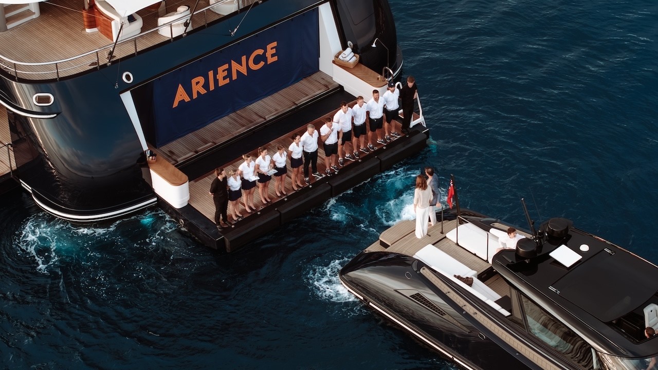 Yacht Arience | The Legend Returns