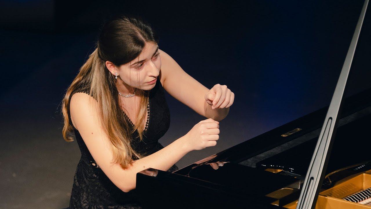 Claude Debussy: Preludes Bd. 2, 8. Ondine – Elisabeth Namchevadze