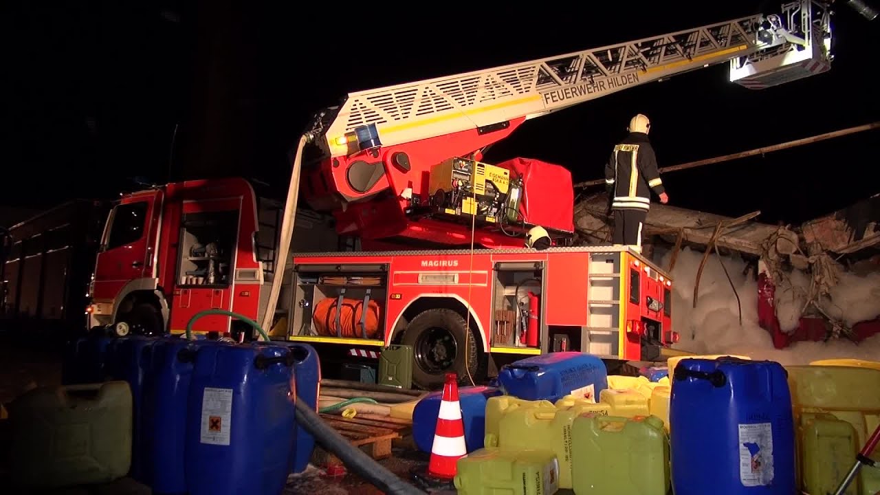 [GROSSBRAND HILDEN] - 24 Stunden nach Brandausbruch | Millionenschaden | Nachlöscharbeiten -