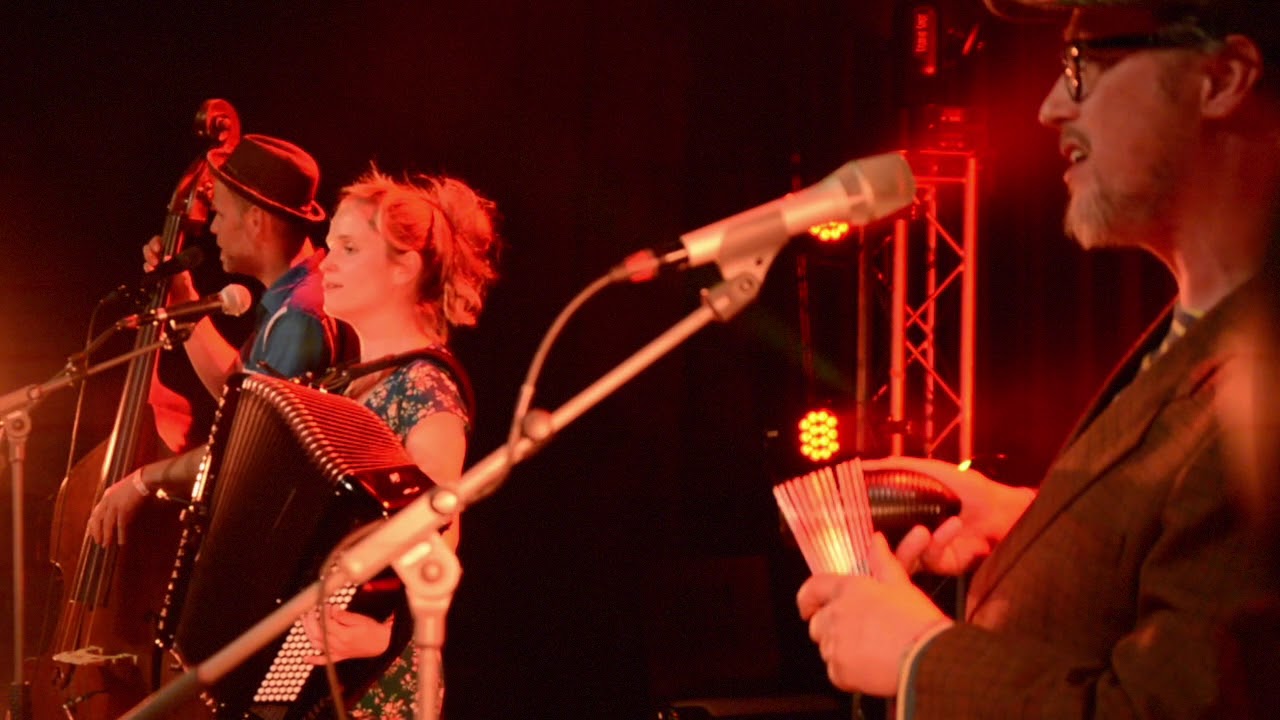 Shmaltz Insel ohne Namen Tour
