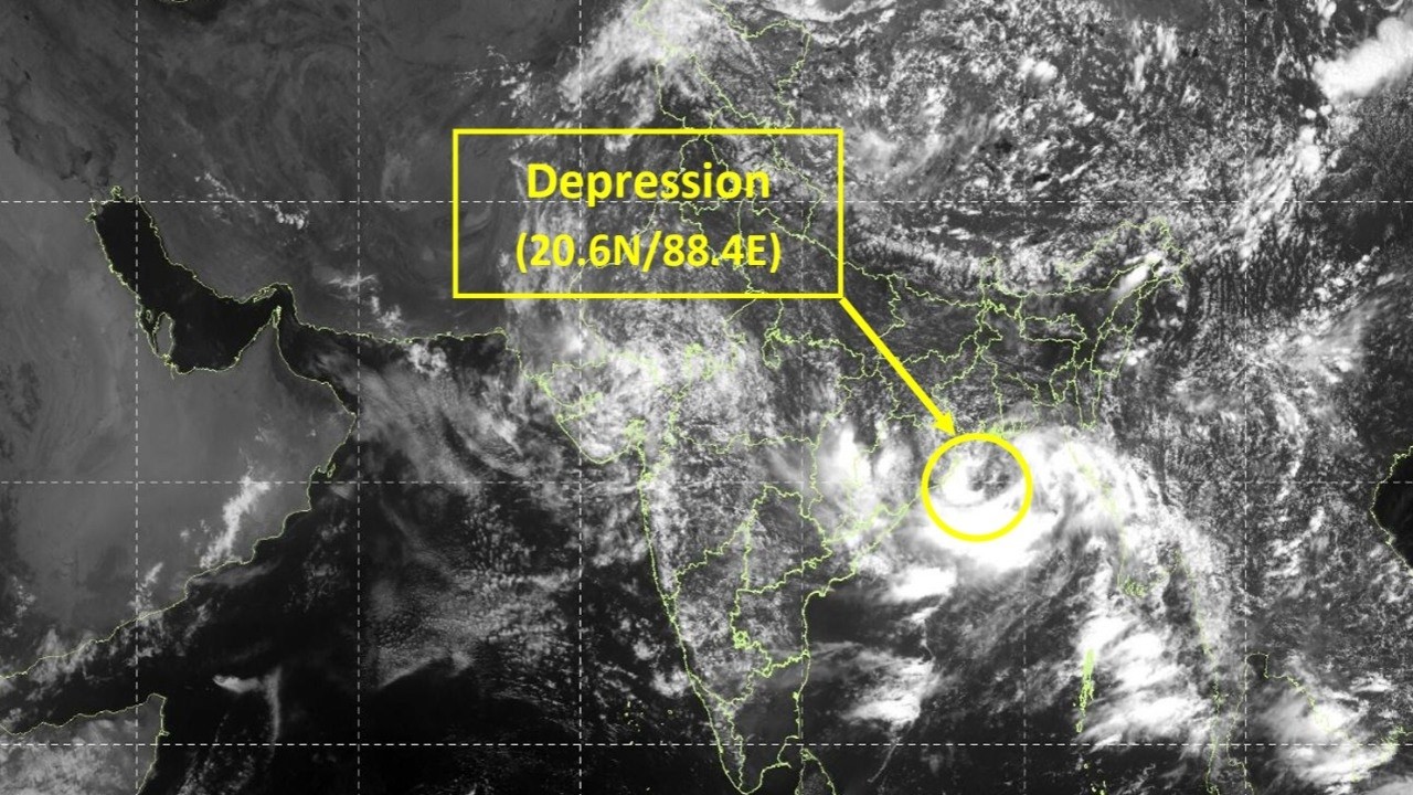 Depression Over Bay of Bengal to Trigger Extremely Heavy Rainfall Across Eastern India