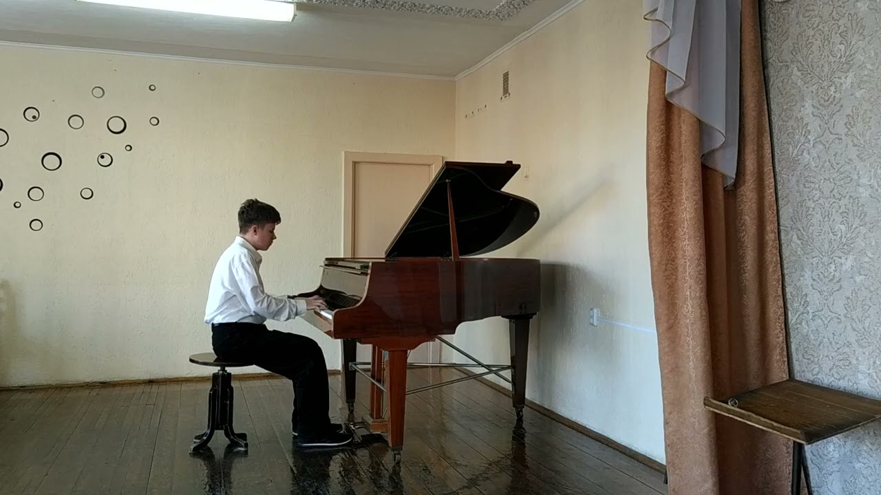 Георгиев Арсений, 13 лет.             И.- С. Бах 