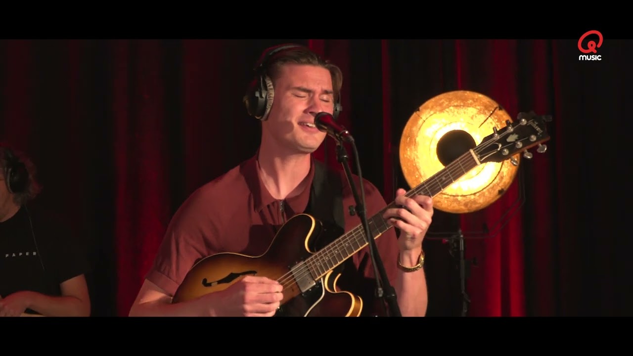 TOINE - True Love (Live Qmusic // Stephan's Pianobar)