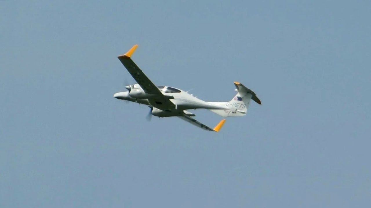 Diamond DA42 Twin Star ► Takeoff ✈ Groningen Airport Eelde