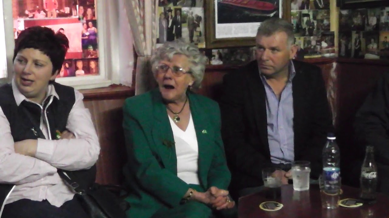 Kathleen Downes singing  Mc Namara from Clare, at O'Keeffes pub, Cooraclare