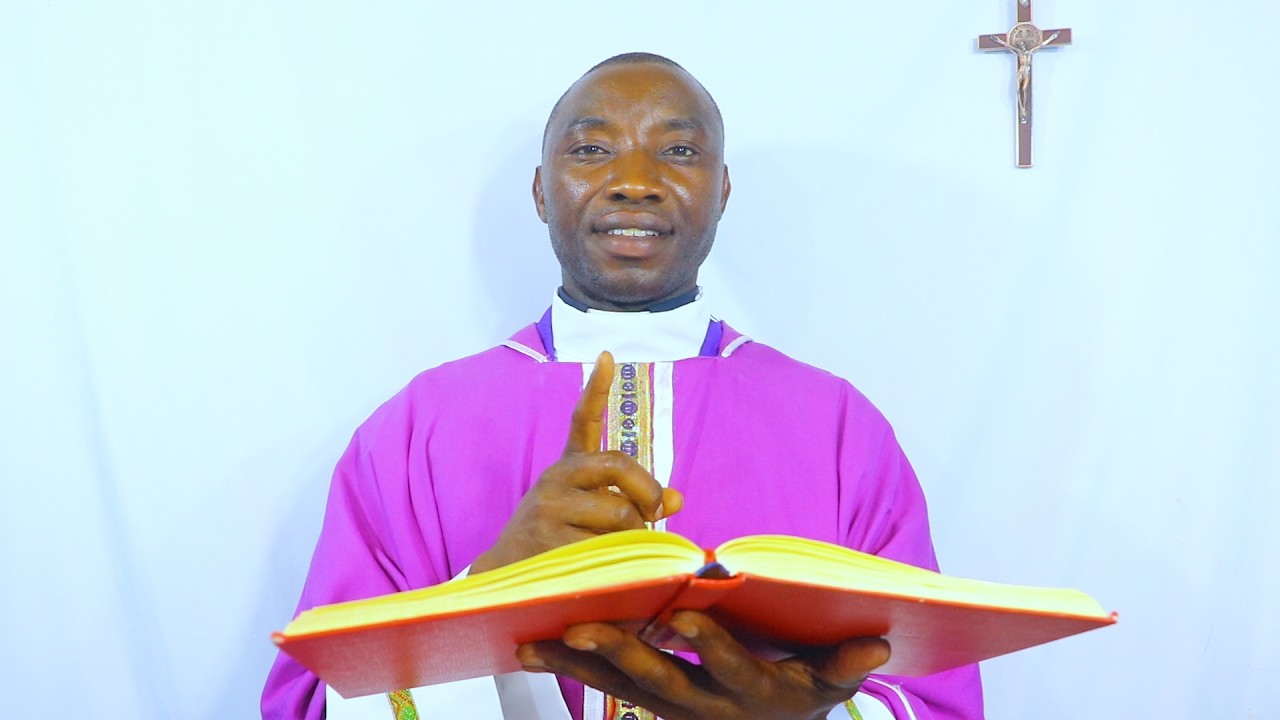 Dore ijambo wabwira umuntu agahita akira! Nacitse ku magambo mabi nyuma yo kumva ubu buhamya!
