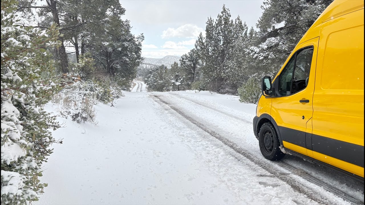 Living In a VAN in the Middle of A SNOW STORM 🌨️