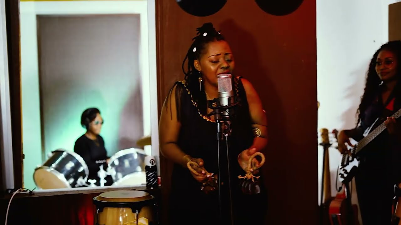 Queen's Soul  Live studio 