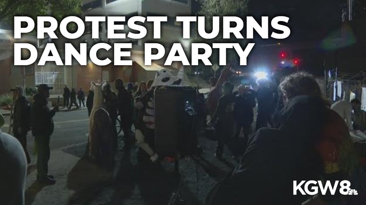 Portland demonstrators turn protest into dance outside ICE facility