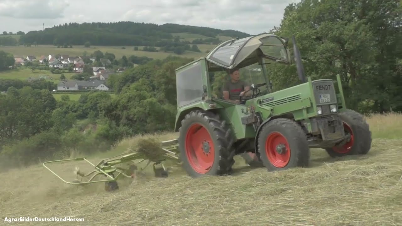 [HD] Fendt Farmer 104 am Heu Wenden / Sound