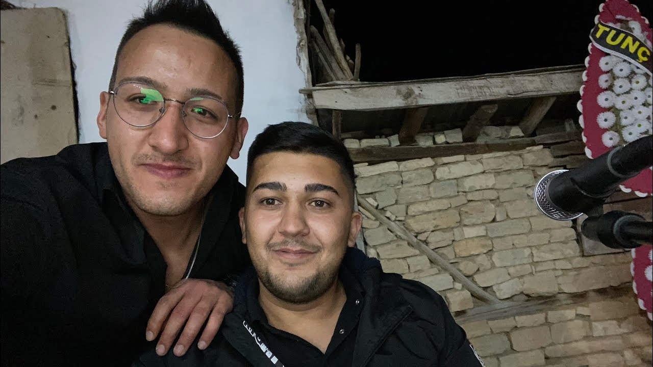 Şarkikaraağaç Oyun Havaları Yenicekale Köyü (Osman Doğacı Potpori)