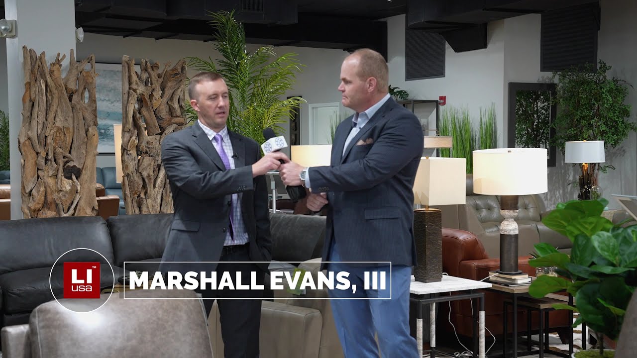 Highpoint Market   Johnny Lamp   Marshall Evans III   LEATHER ITALIA   Intro and Sectional