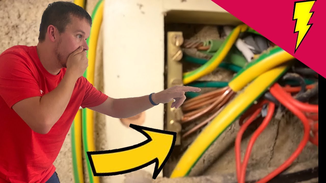 Pretty sure this is not the correct way to connect up a cable ! Hate domestic electrics!!