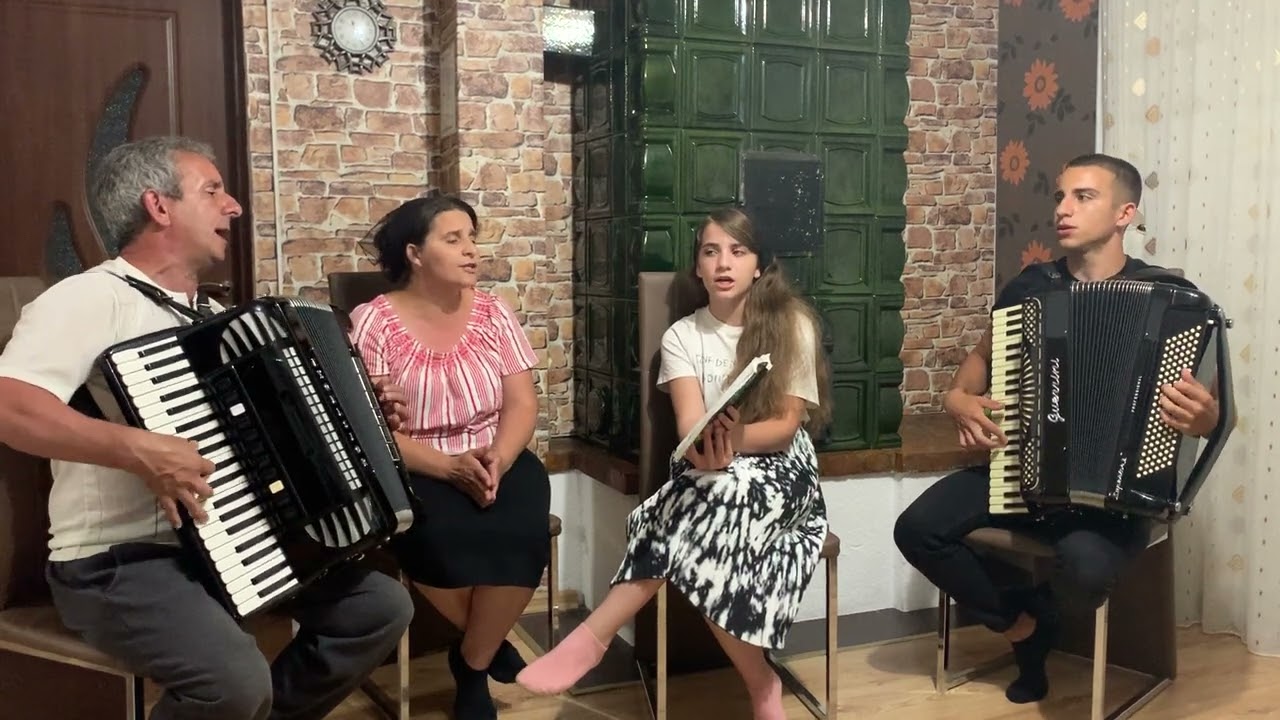 Familia Bot - Demult, Isuse, tot aștept!