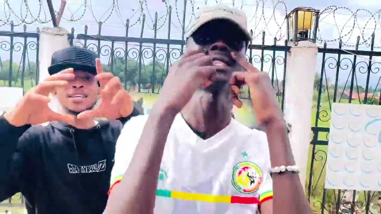 Eh birin Dikobi Bangaly khadi 🖕.  Goat @KhassafanLeMelangeur @FRESHDDLAVIBE 