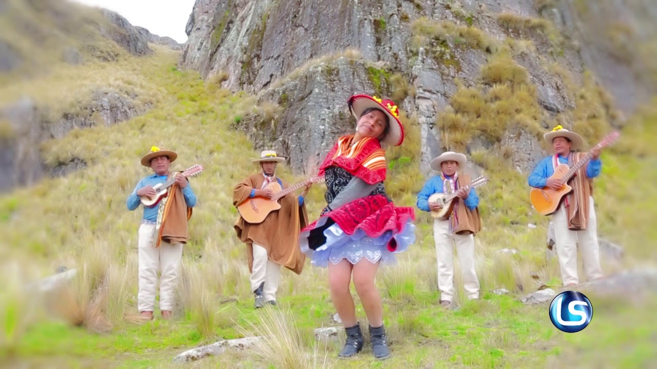 PROYECTO MUSICAL QHAPAQ  CARNAVALES DE MI TIERRA TEMA: FUYANI ORQOPI VICUÑITAY