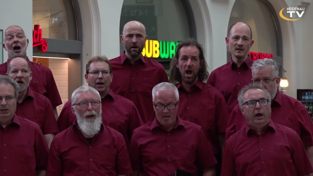 Konzert des Jugendchores & der Bergfinken im Hauptbahnhof Dresden