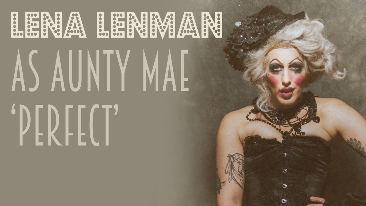 Aunty Mae sings Fairground Attraction's 'Perfect' at Newcastle Burlesque Festival