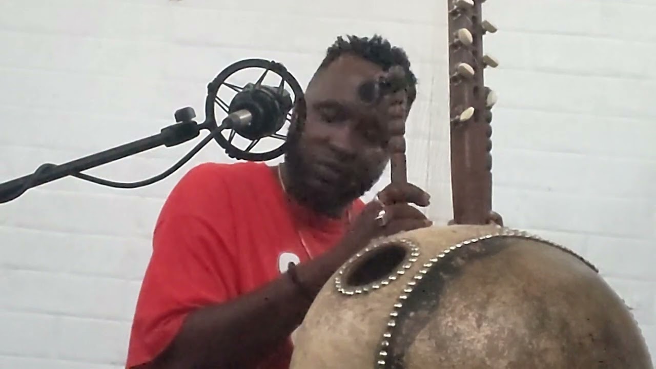 Mafu Conteh Solo playing some beautiful melodies
