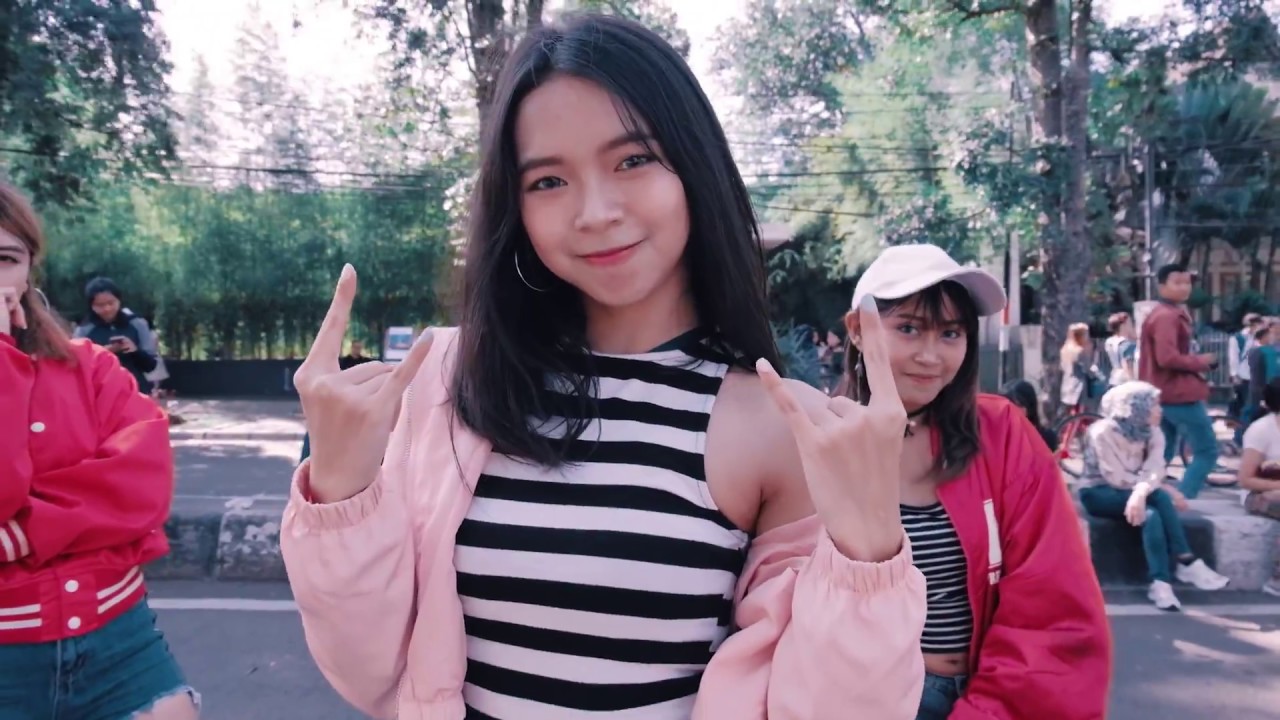 [KPOP IN PUBLIC CHALLENGE] EXID (이엑스아이디) _ 'LADY' (내일해) Dance Cover by Massive Mix from Indonesia