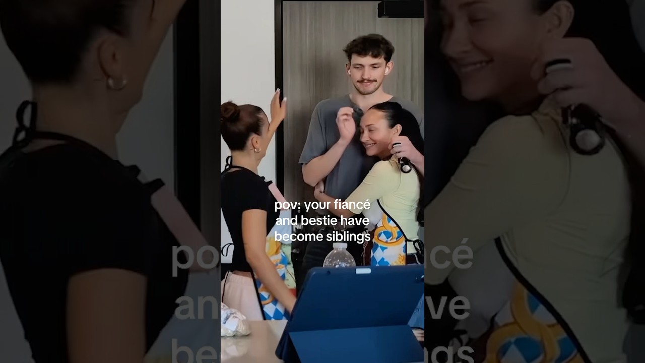 The way he moves his arm 😂😂😭😭😭 #frezza #cooking #twitch #clips #mukbang