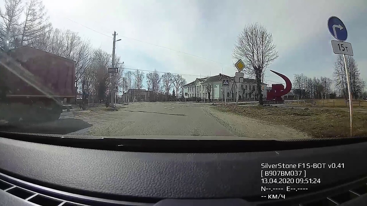 Красота и убогость нашей глубинки ( Пучеж Ивановская обл.)