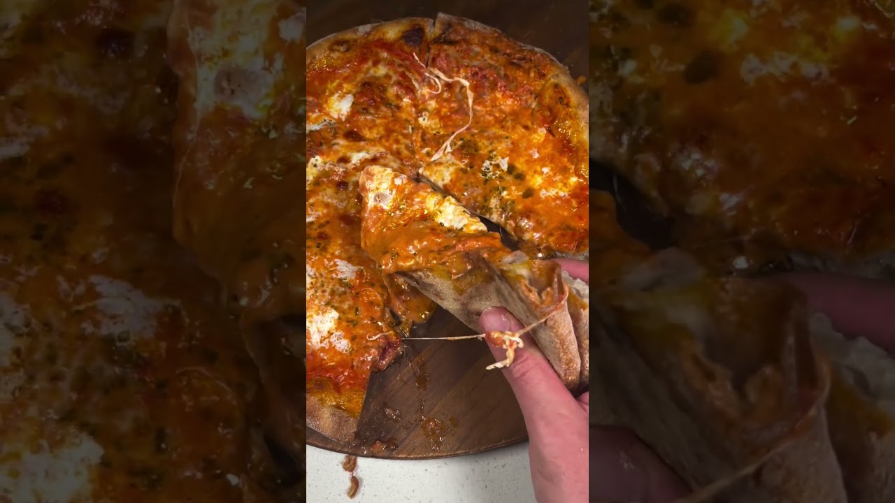 Vodka pie pizza 🍕 #asmr #foodie #pizza #pizzasmr #pizzalover #asmr #food #foodasmr #viralshort