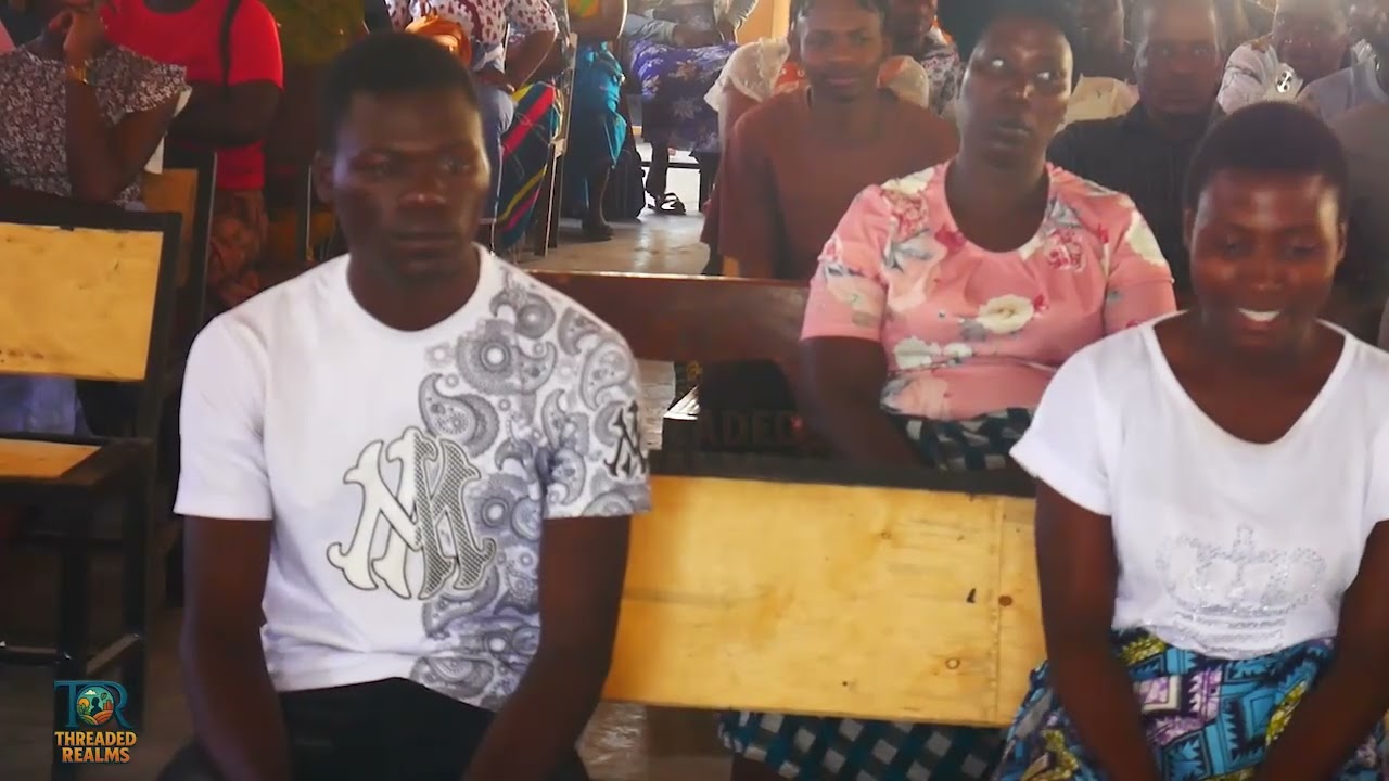CHIKOMBA CHAKANDIDYA BOTA PARUWARE ANE PENT RE RED