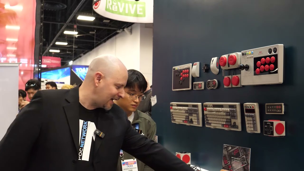 8BitDo - Компьютерная периферия в стиле NES (Nintendo) - Интервью - CES 2026 - Poc Network