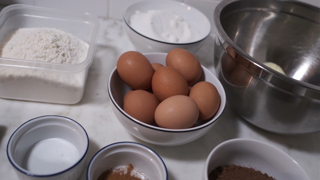 Baking Eliza Leslie's 1847 Chocolate Cake