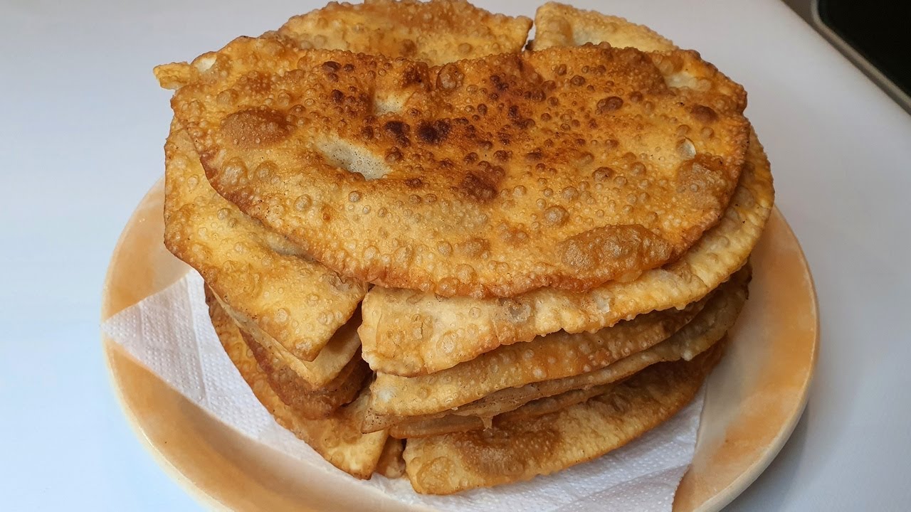 Сочные Домашние Чебуреки с Мясом! Рецепт как в Крыму! Мука, вода и масло &mdash; невозможно оторваться!