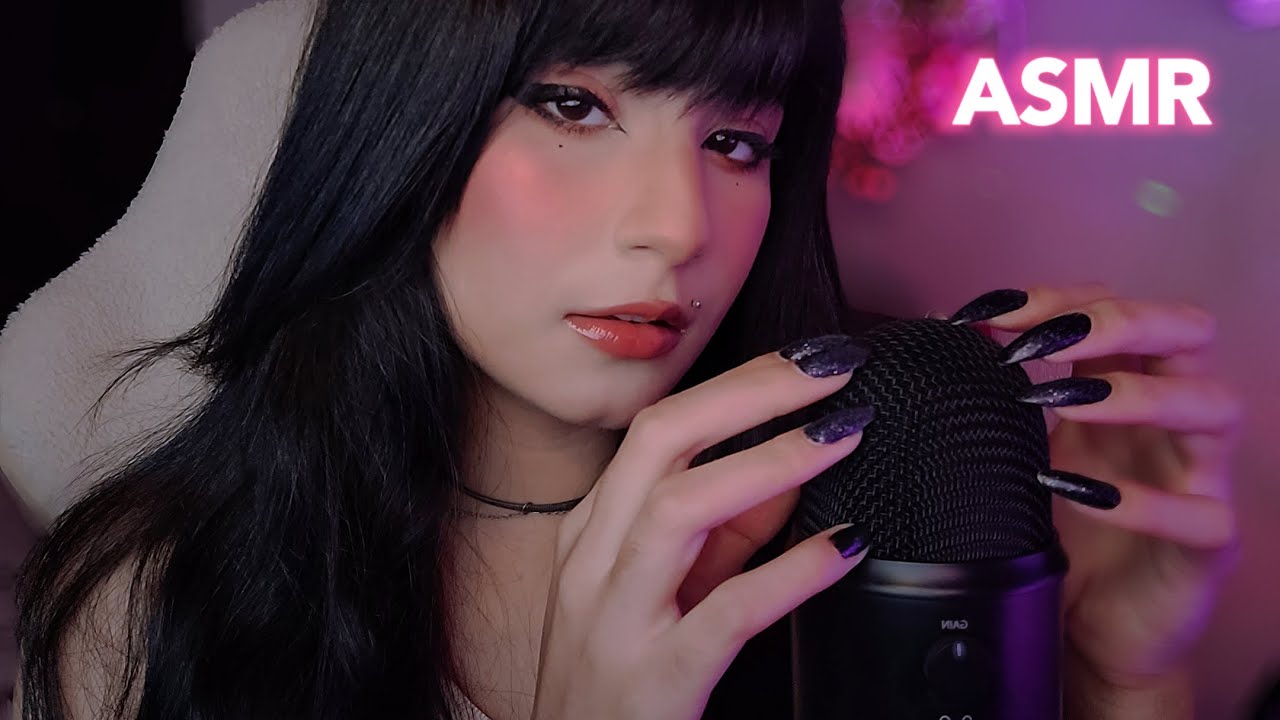 ASMR | ARRANHANDO O MICROFONE COM MUITOS SONS DE BOCA 👄