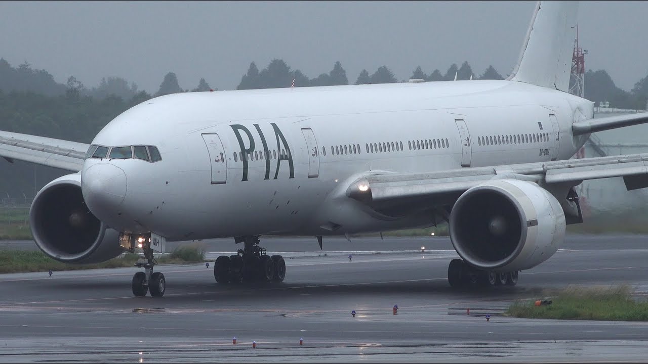 Pakistan International Airlines Boeing 777-200ER AP-BMH Landing at NRT 34R