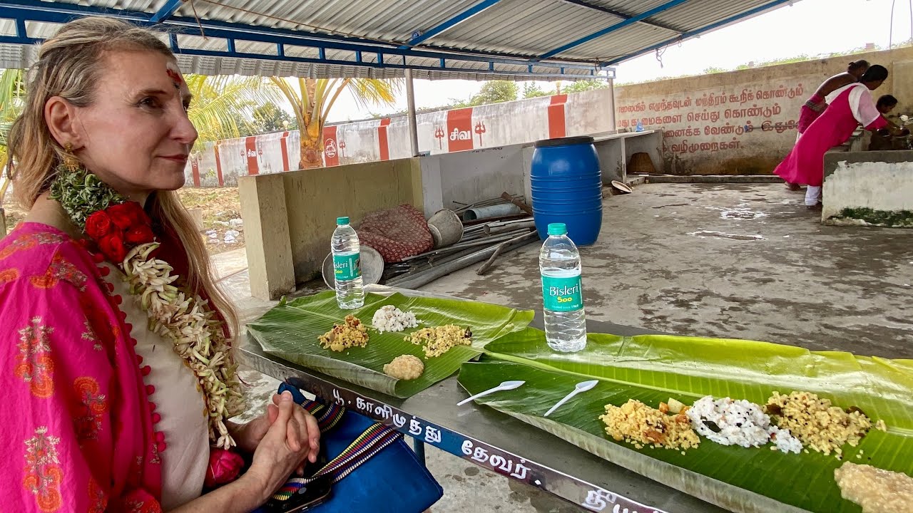 Foreigners and Indian lunch serving at Tamil Nadu Temple