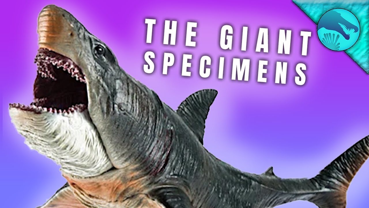 THE WORST DINOSAUR TOYS ARE STILL AT LARGE