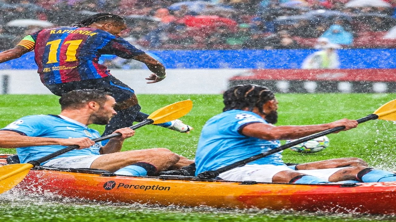Raphinha turned the UCL into water sports 😭🙏🏼