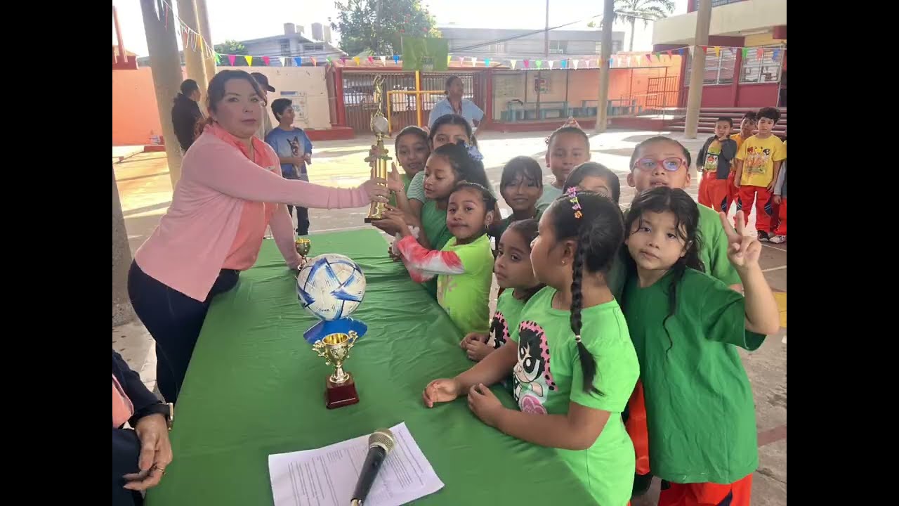 PRIMERA PARTE DEL CIERRE DE PROYECTO DEL DEPORTE ESCOLAR FUTBOL