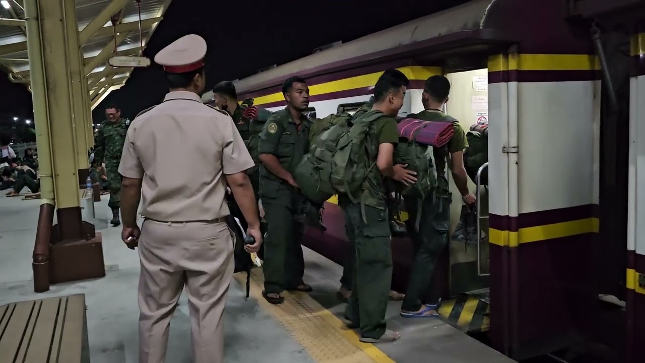 รด.ไปด้วย รถด่วน 83 จอดบ้านโป่ง Express train 83 Krungthep Aphiwat - Trang