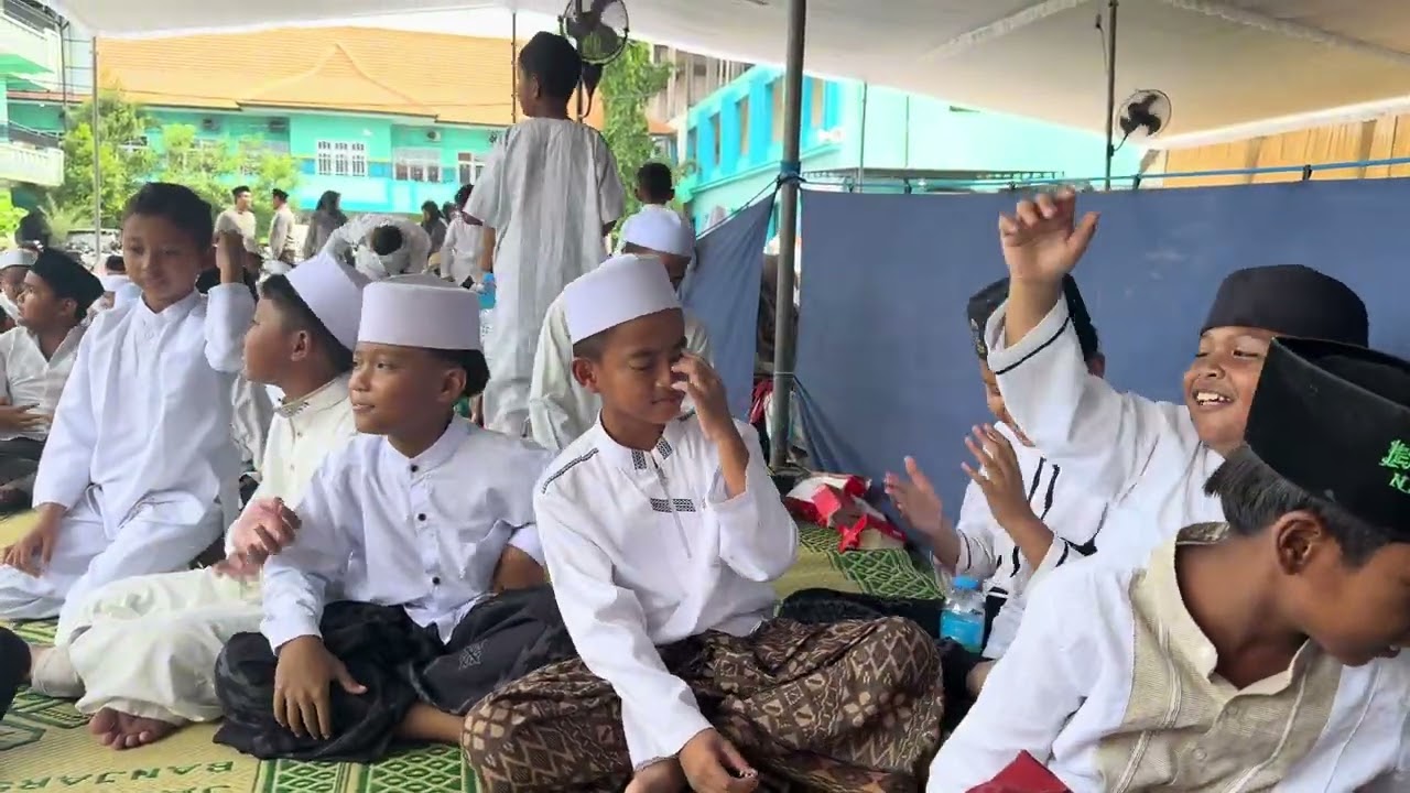 GEBYAR SHOLAWAT dalam Rangka Isro' Mi'roj dan Milad ke-15 