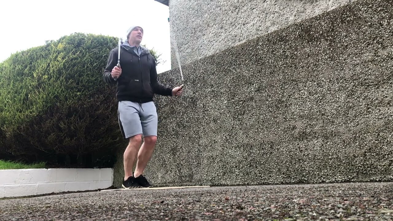 20 MINUTES of Easy Boxer Skipping (with Commentary about Breathing, Rope Length, Jump Rope Benefits)
