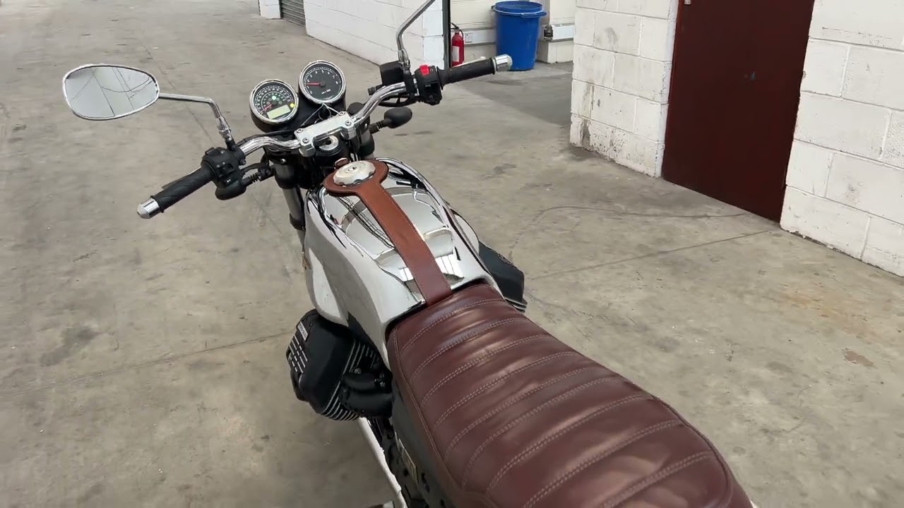 2017 Moto Guzzi V7 750 III Anniversario ABS 744cc
