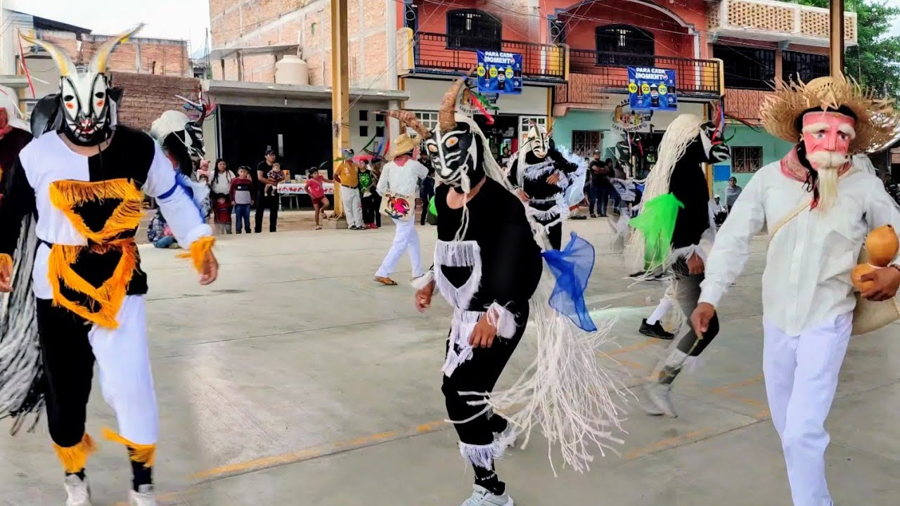 Danza de los Chivos de Atliaca Guerrero Festejando a San Francisco de Asís 4 de octubre 2024