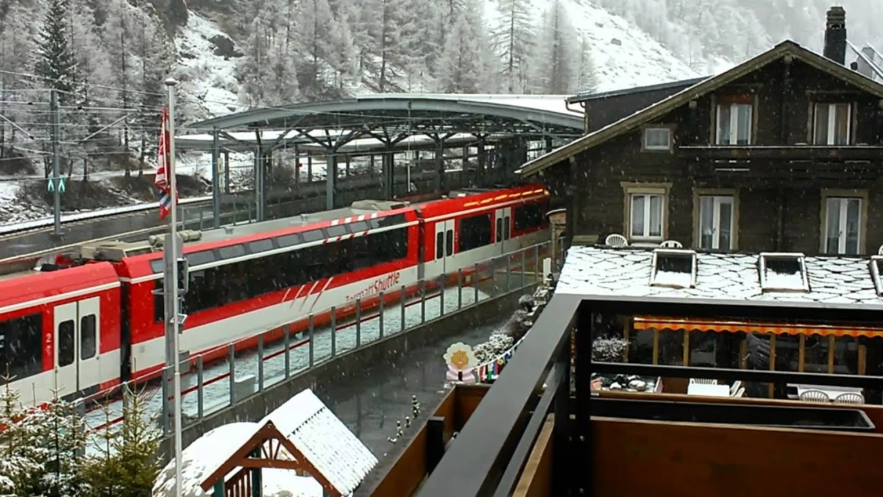 T&auml;sch Train Station - Switzerland